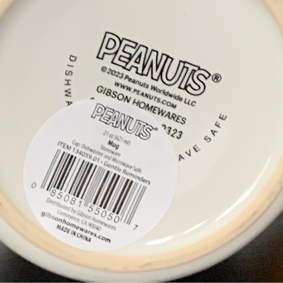 Be Giving - Peanuts Snoopy & Sally with Ice Cream 21oz Ceramic Mug - Picture 10 of 10